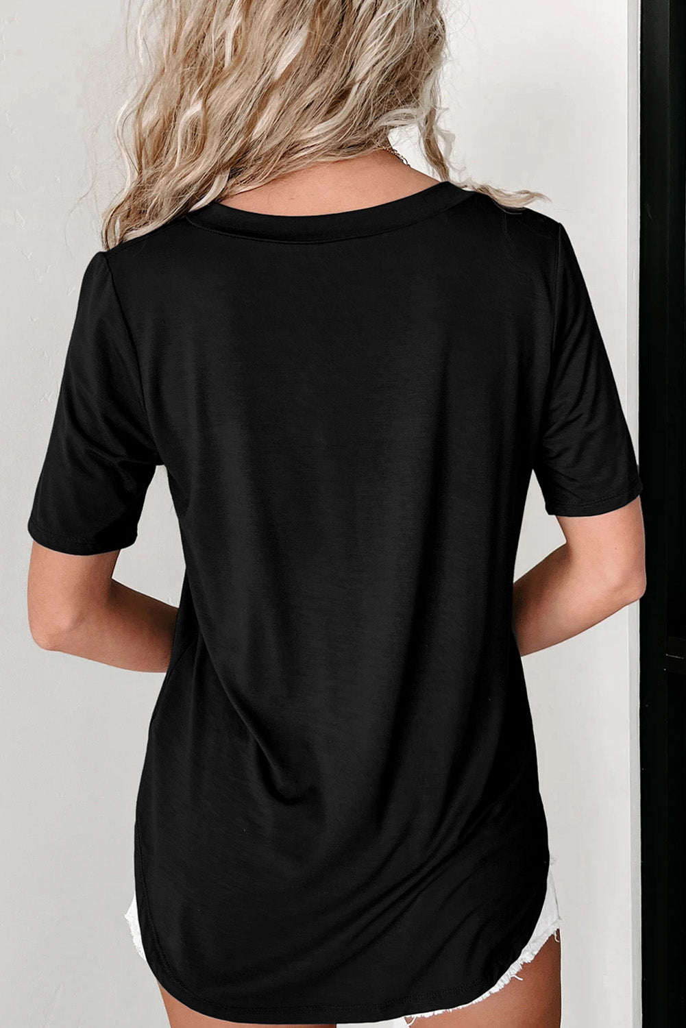Black Sequined Flower Pocketed V Neck T Shirt Graphic Tees JT's Designer Fashion