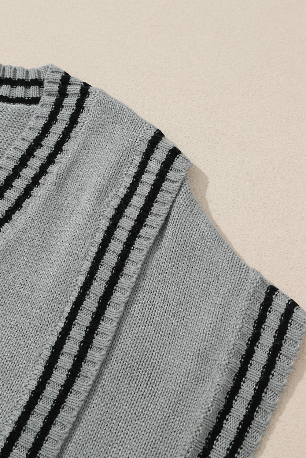 Gray V Neck Contrast Stripes Trims Short Sleeve Sweater Sweaters & Cardigans JT's Designer Fashion