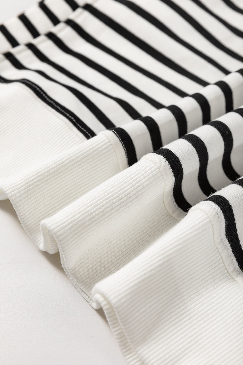 Black Stripe Raglan Sleeve Side Slits Loose Sweatshirt Sweatshirts & Hoodies JT's Designer Fashion