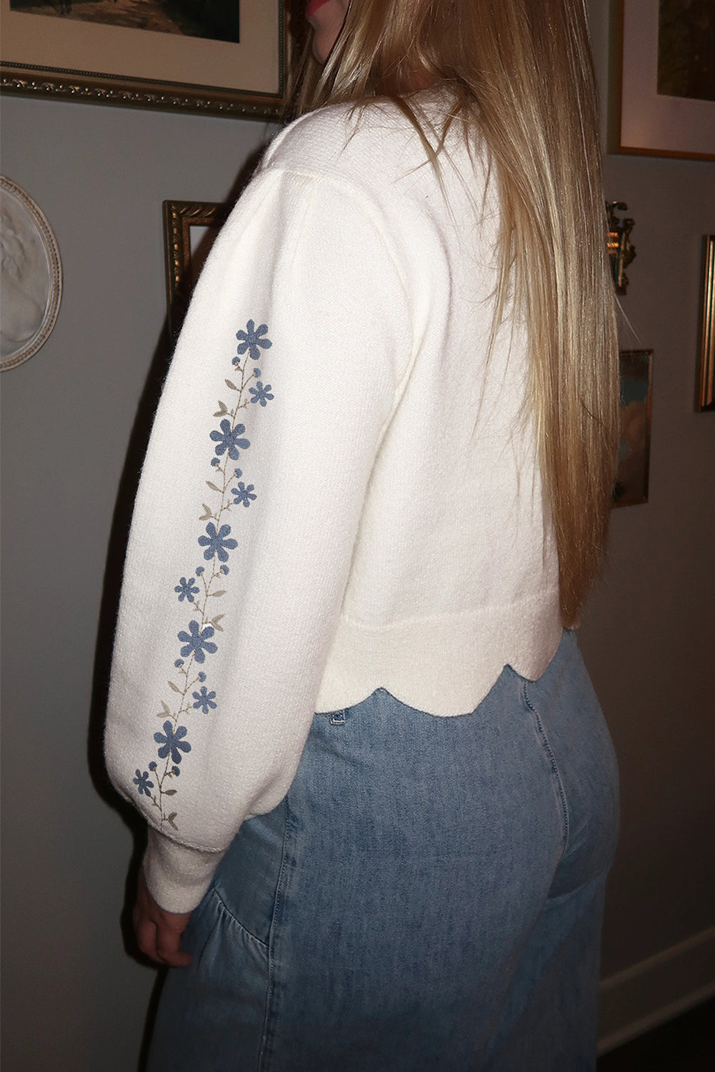 White Floral Embroidered Scallop Hem Cropped Sweater Sweaters JT's Designer Fashion
