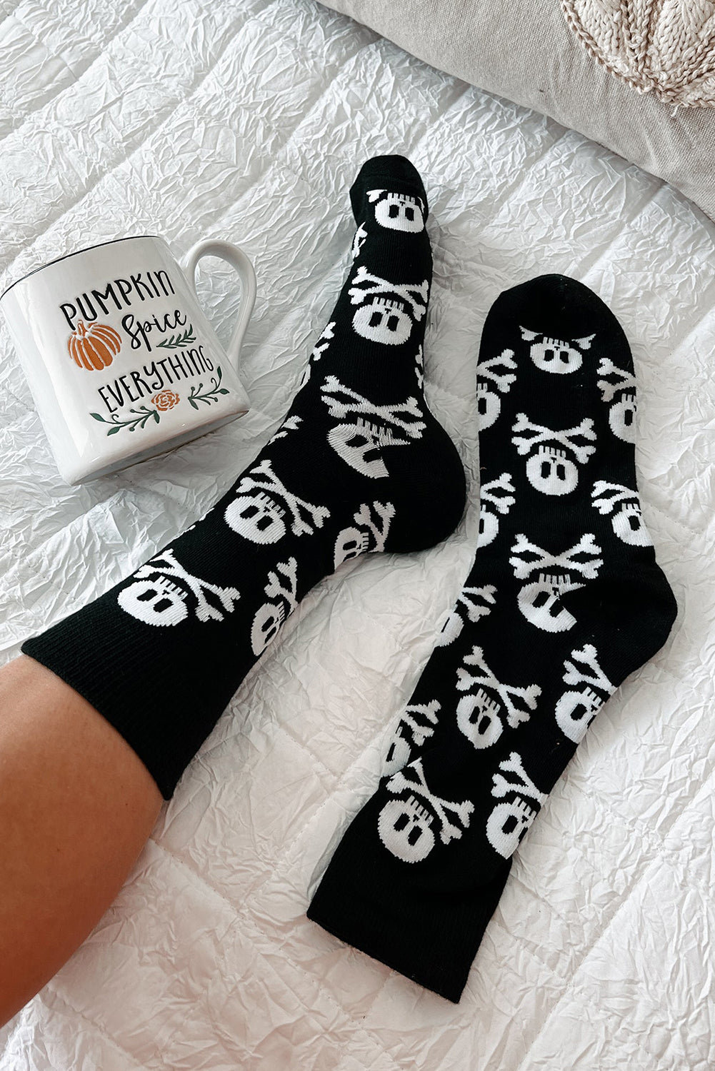 Color black Halloween Skull & Crossbones Crew Socks Socks JT's Designer Fashion