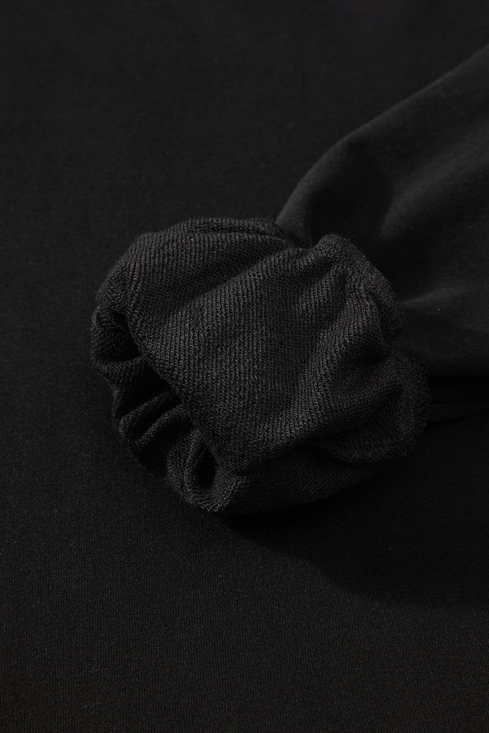 Black Solid O Neck High Low Hem Pullover Sweatshirt Sweatshirts & Hoodies JT's Designer Fashion