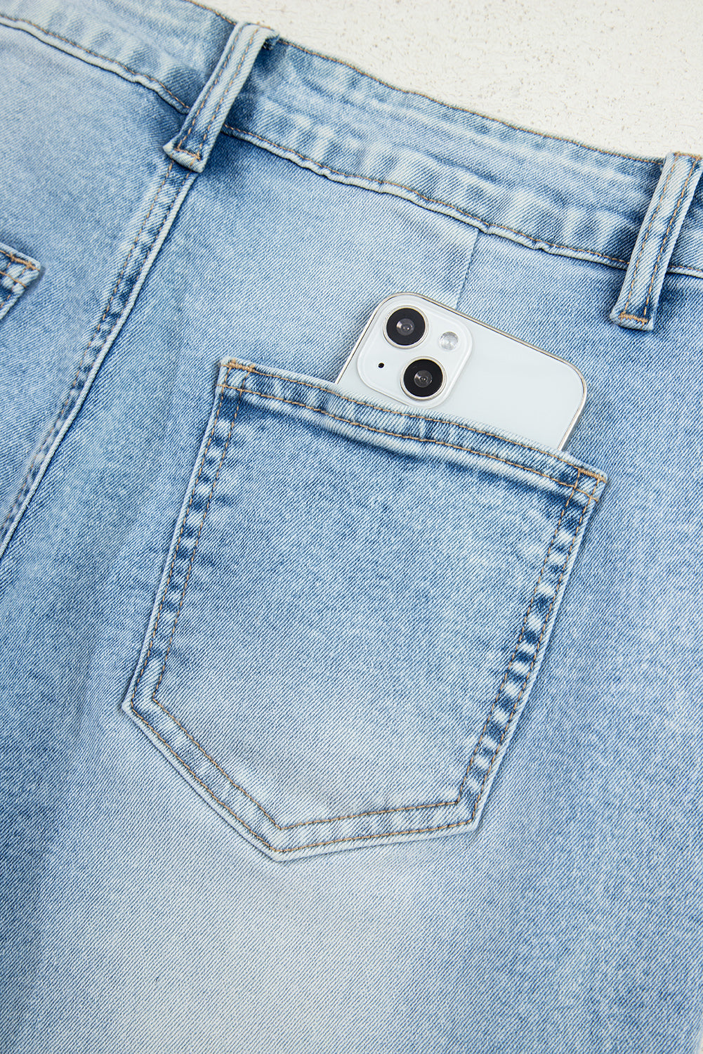 Beau Blue Flower Patched Light Wash Cropped High Waist Jeans Jeans JT's Designer Fashion