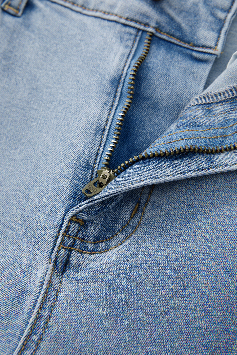 Beau Blue Bowknot Decor Boyfriend Cargo Jeans Jeans JT's Designer Fashion