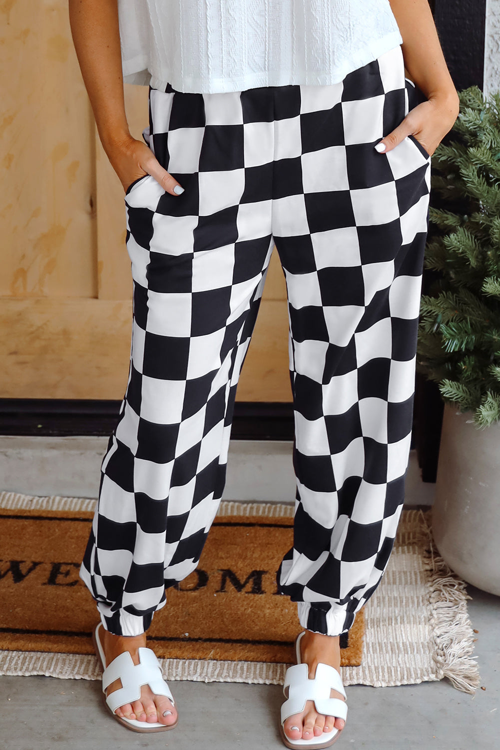 Black Checkerboard Elastic Waist Pocketed Joggers Pants & Culotte JT's Designer Fashion
