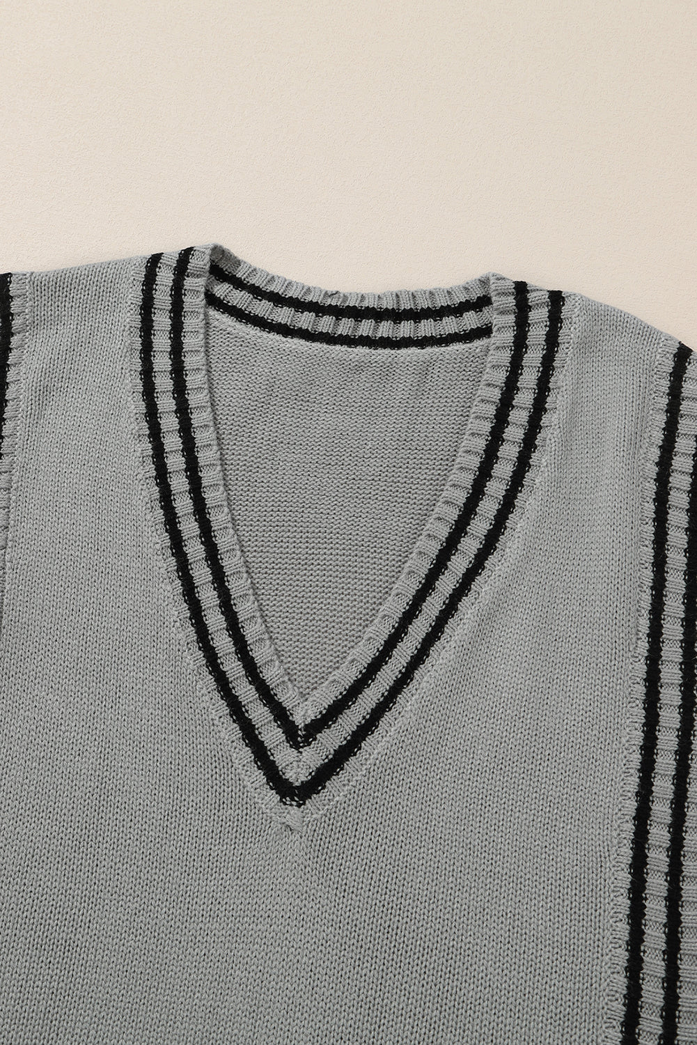Gray V Neck Contrast Stripes Trims Short Sleeve Sweater Sweaters & Cardigans JT's Designer Fashion