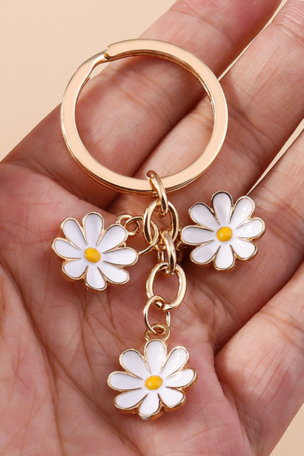 White Cute Daisy Shape Ornament Key Ring Other Accessories JT's Designer Fashion