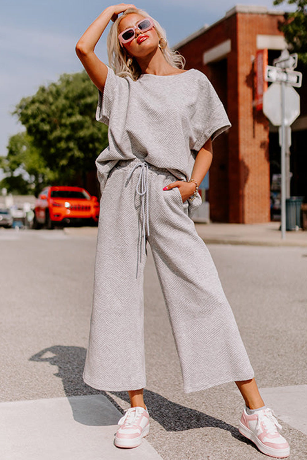 Gray Textured Loose Fit T Shirt and Drawstring Pants Set Bottoms JT's Designer Fashion